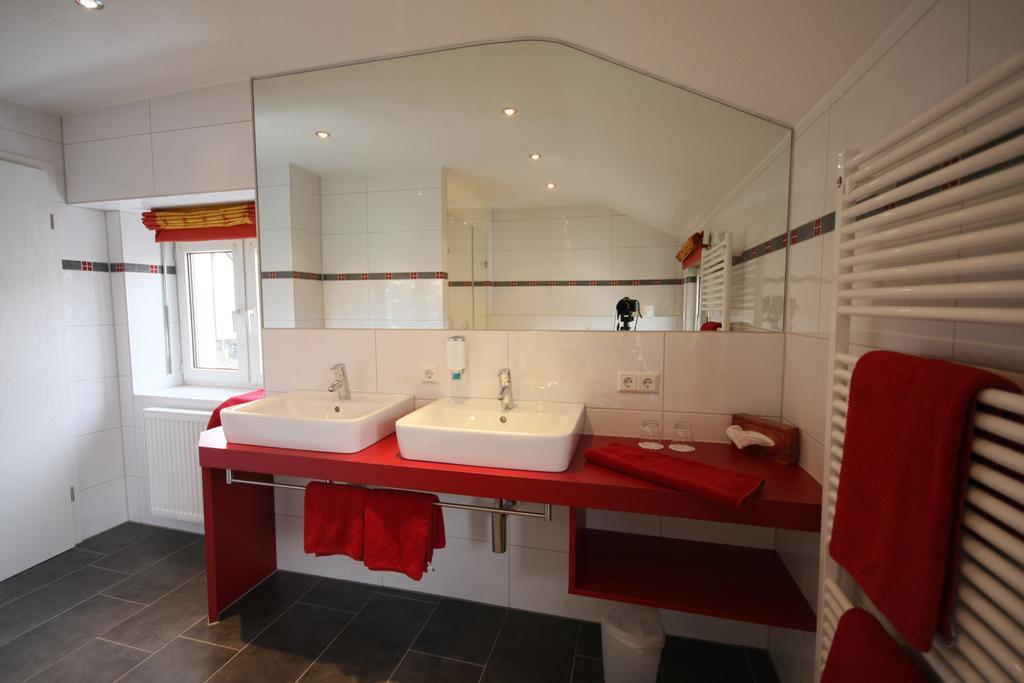 Hotel-Restaurant Schwanen Weil am Rhein Room photo